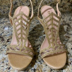 Bebe Gold shimmer/sparkly heels brand new in box